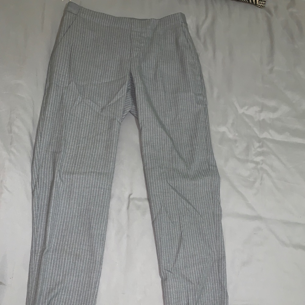Uniqlo grey pants